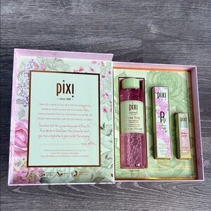New beauty box Pixi Rose Tonic Skincare Set